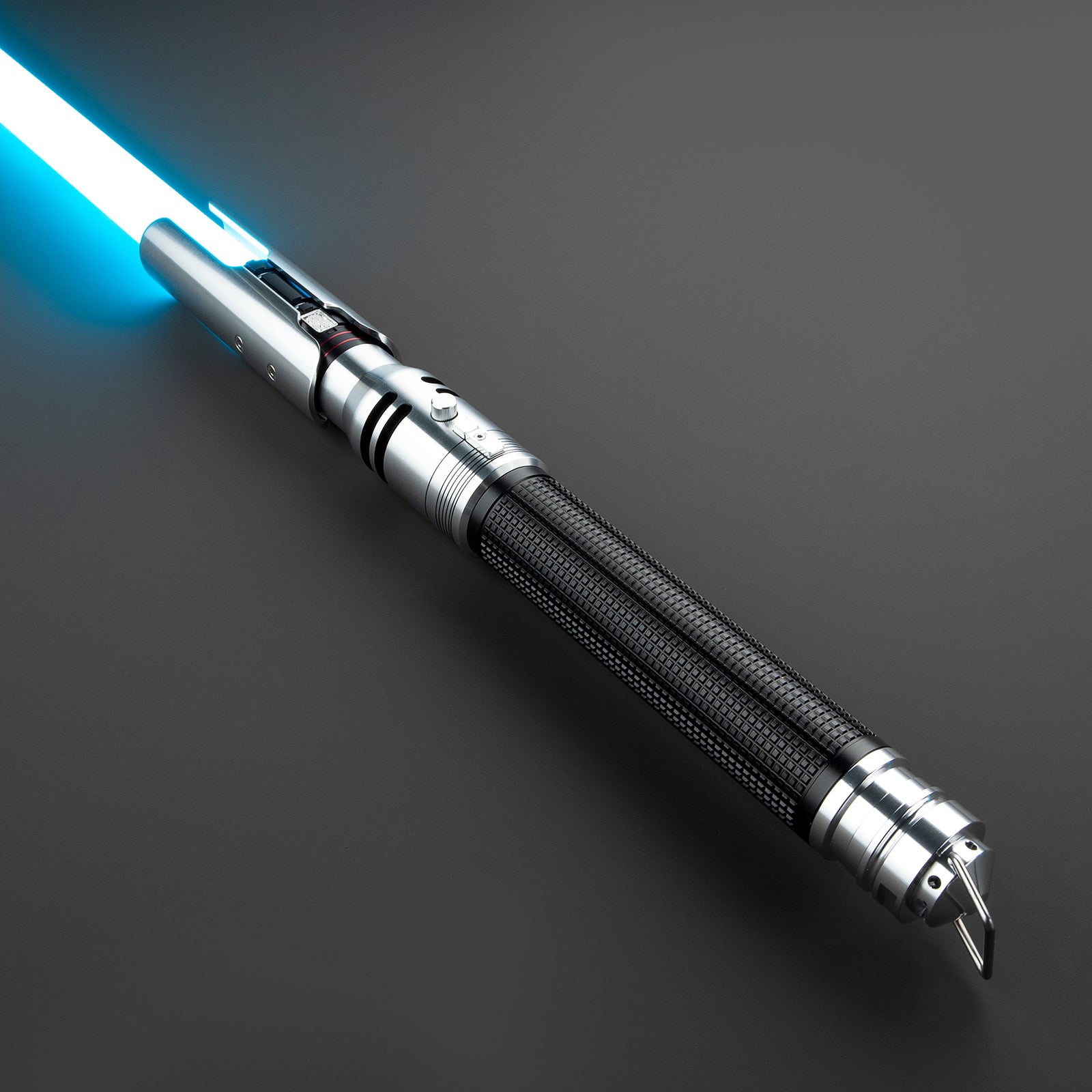 Futuristic chrome hilt lightsaber inspired by Fallen Order – Battle Sabers